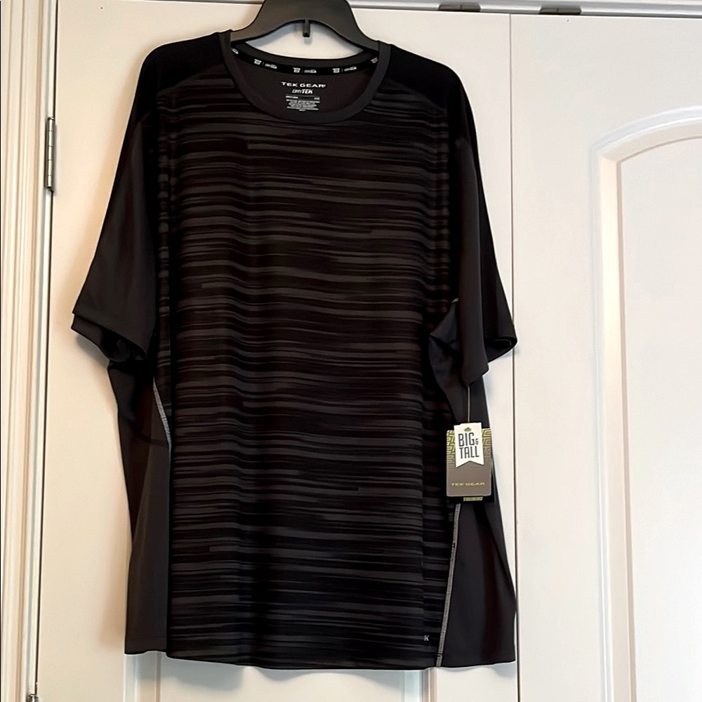 NWT Men's 100% Polyester Black Striped Shirt